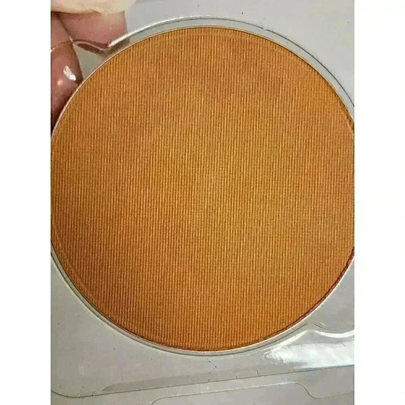 Lancome Dual Finish Powder Foundation 450 SUEDE N - Picture 2 of 4